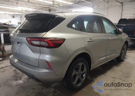 2024 Ford Escape St-Line Select z USA, uszkodzony, nr VIN 1FMCU9NZ2RUB18467